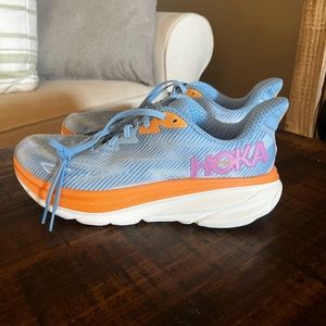 Women’s HOKA Clifton 9